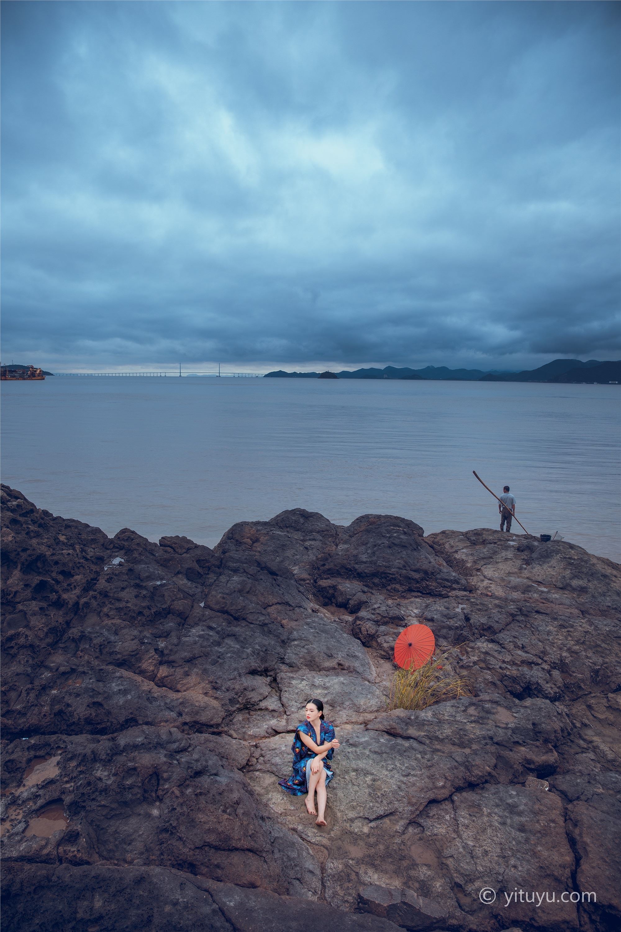 YITUYU艺图语  2021.06.25 一念成思 陽兒